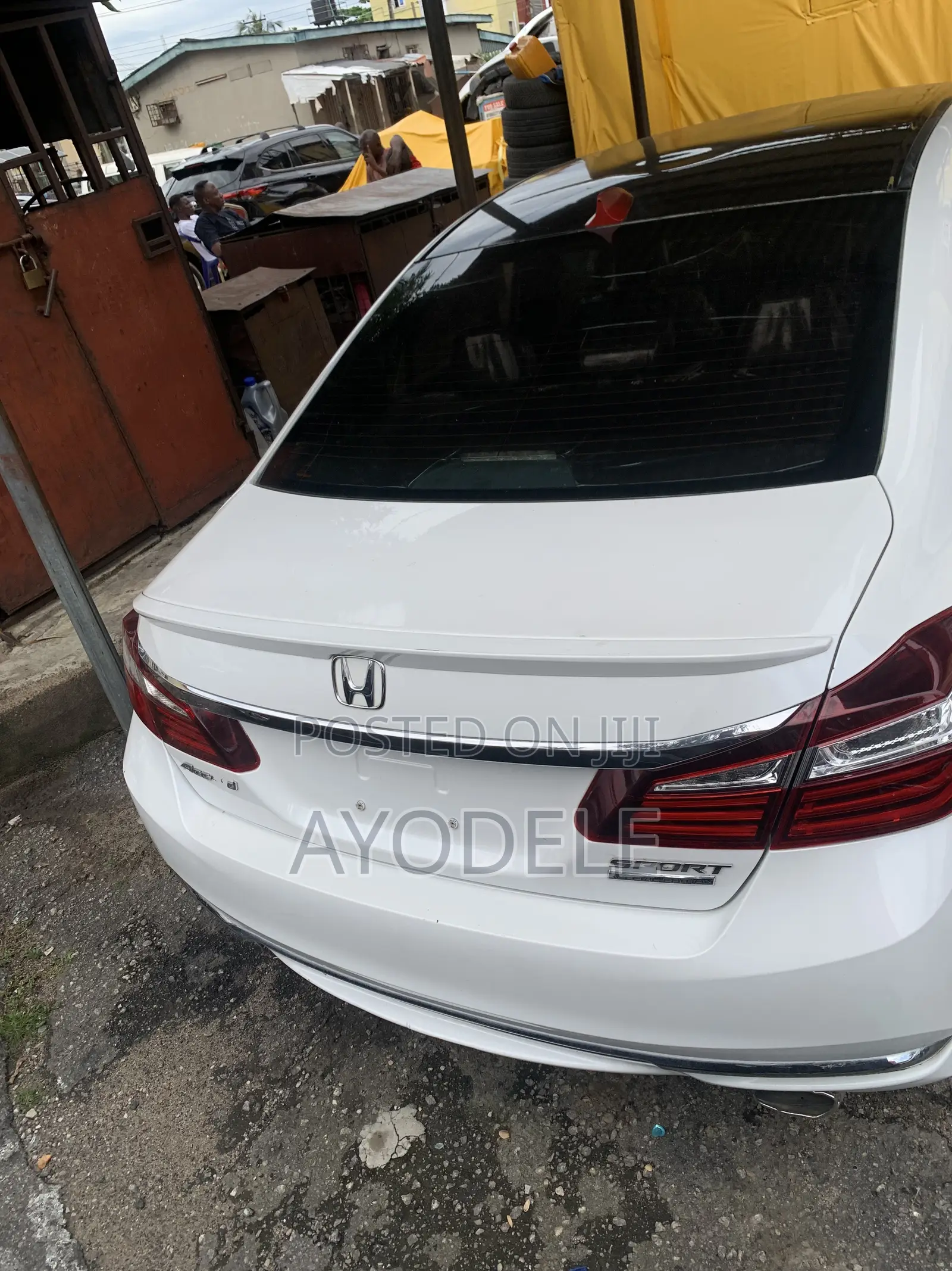 Honda Accord Sport 4dr Sedan FWD (2.4L 4cyl 2A) 2017 White