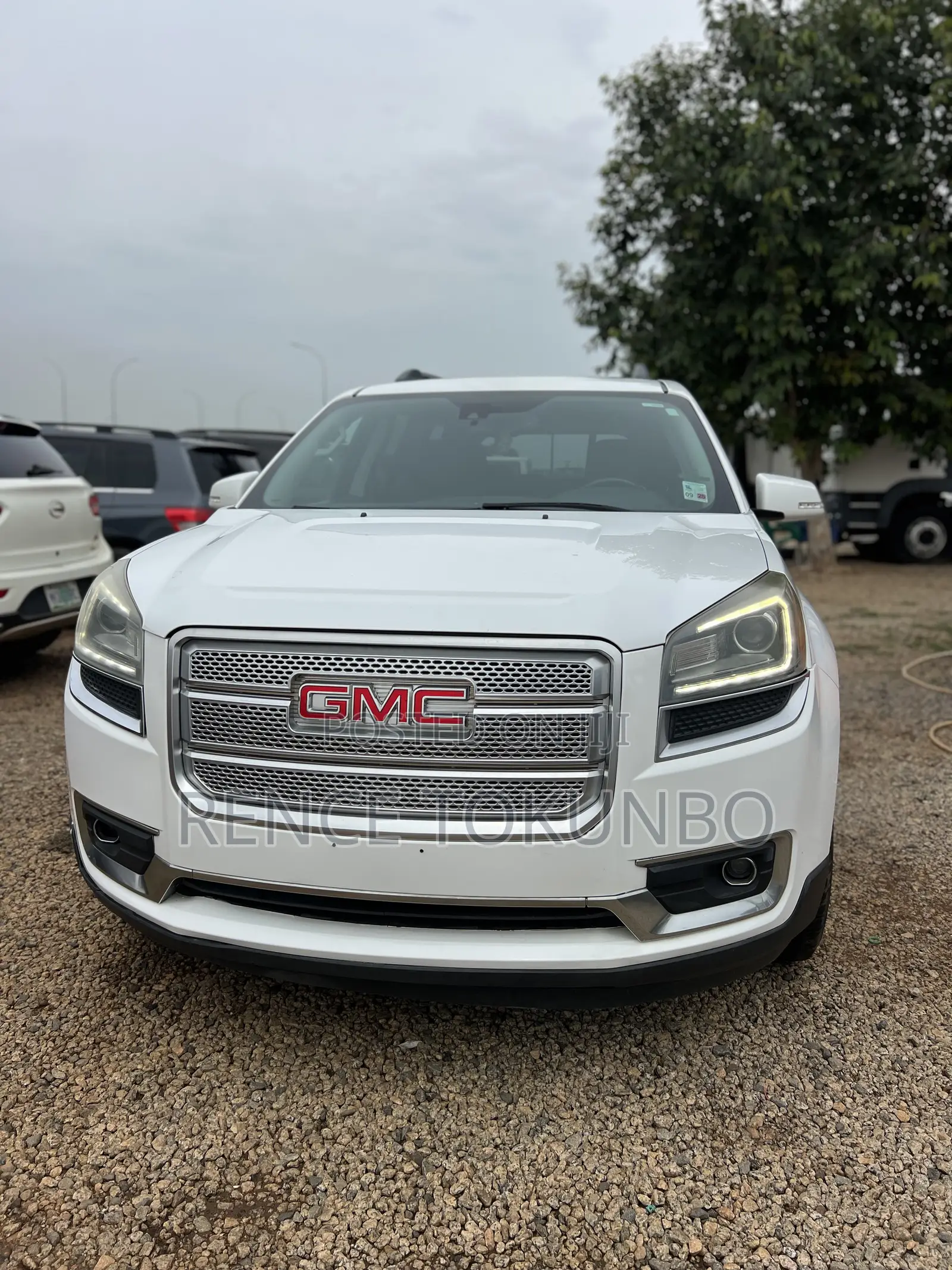 GMC Acadia 2016 White