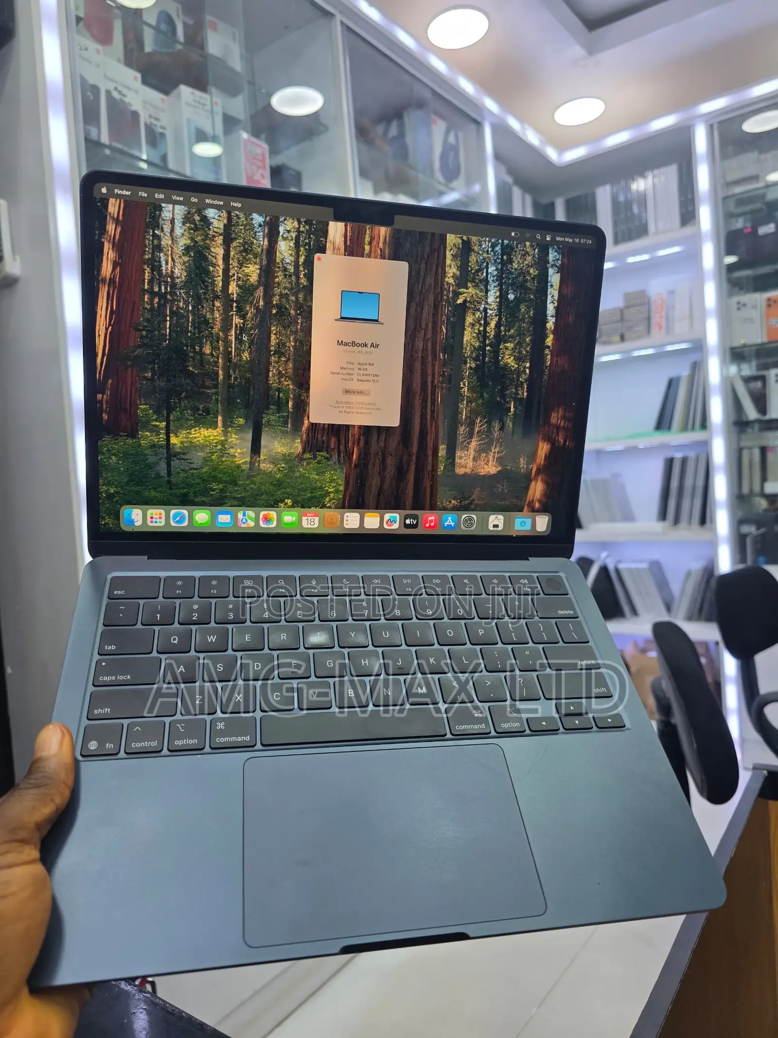 Laptop Apple MacBook Air 2026 M5 16GB Apple M5 SSD 512GB