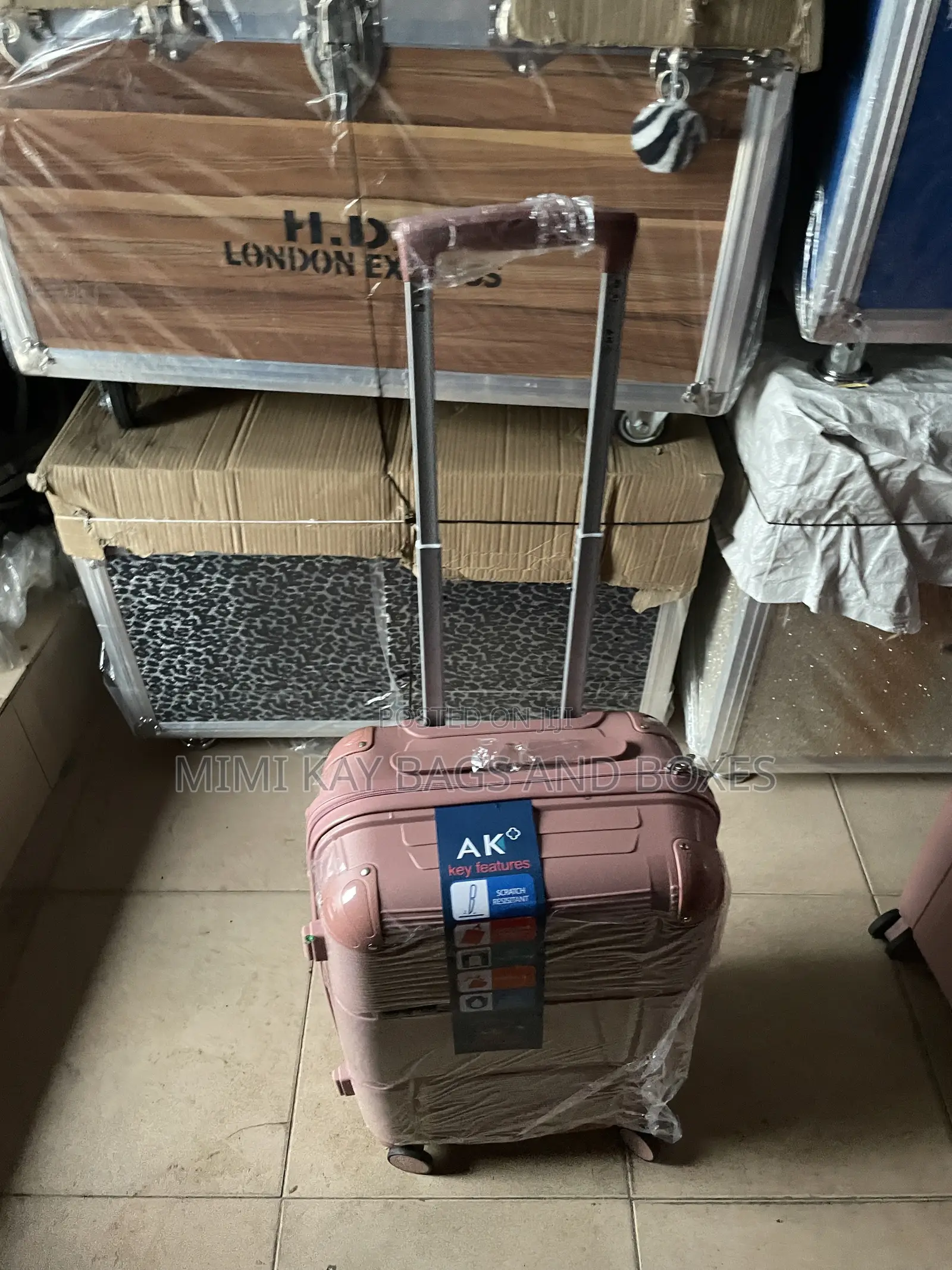 Complete Set of Luggage 150,000