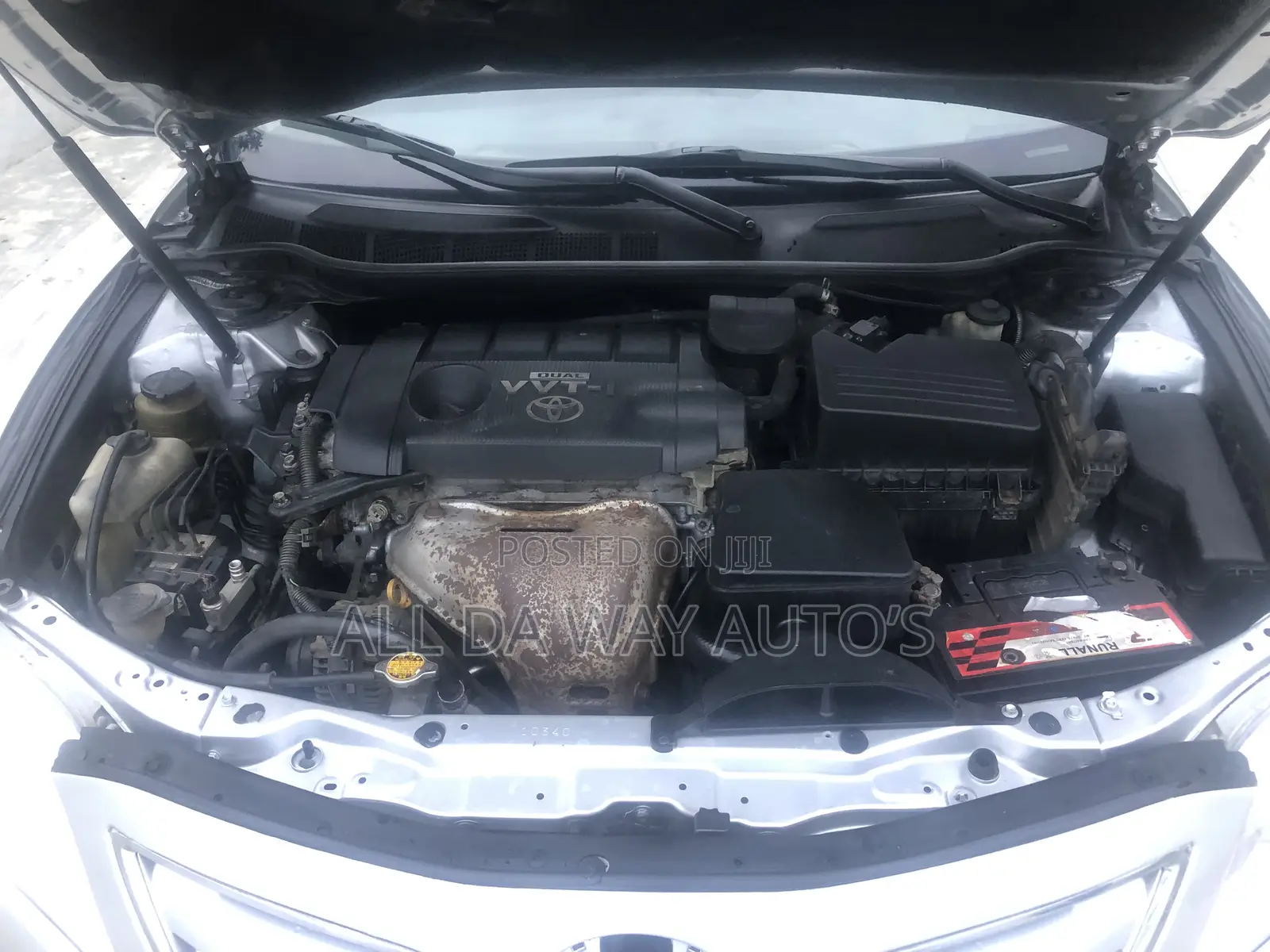 Toyota Camry 2010 Silver