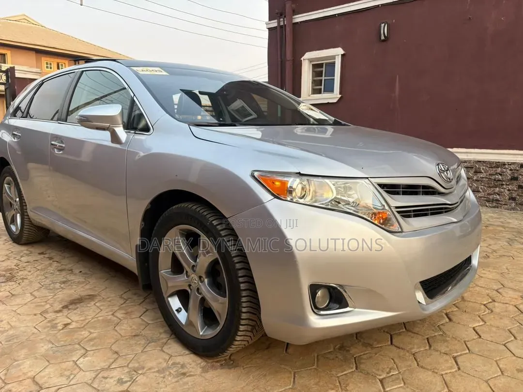 Toyota Venza 2013 Silver