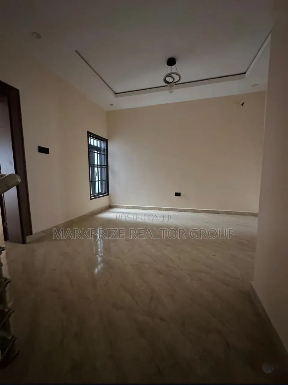 4bdrm Duplex in Mabushi Abuja for sale