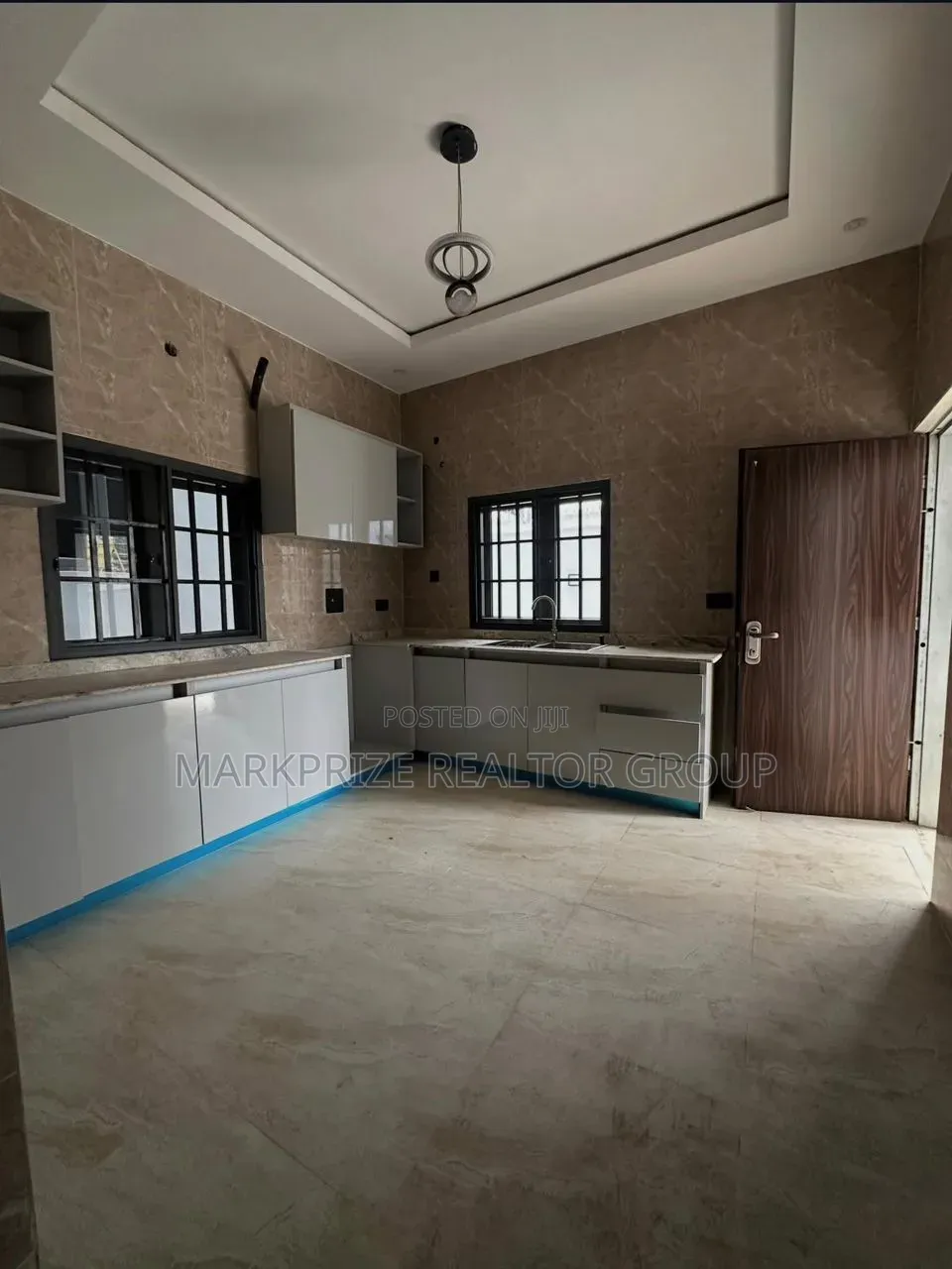 4bdrm Duplex in Mabushi Abuja for sale