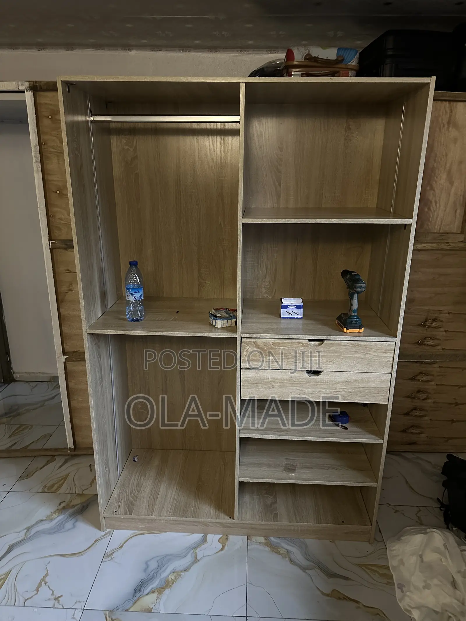 Glass Door Luxurious Wardrobe With Led Lights