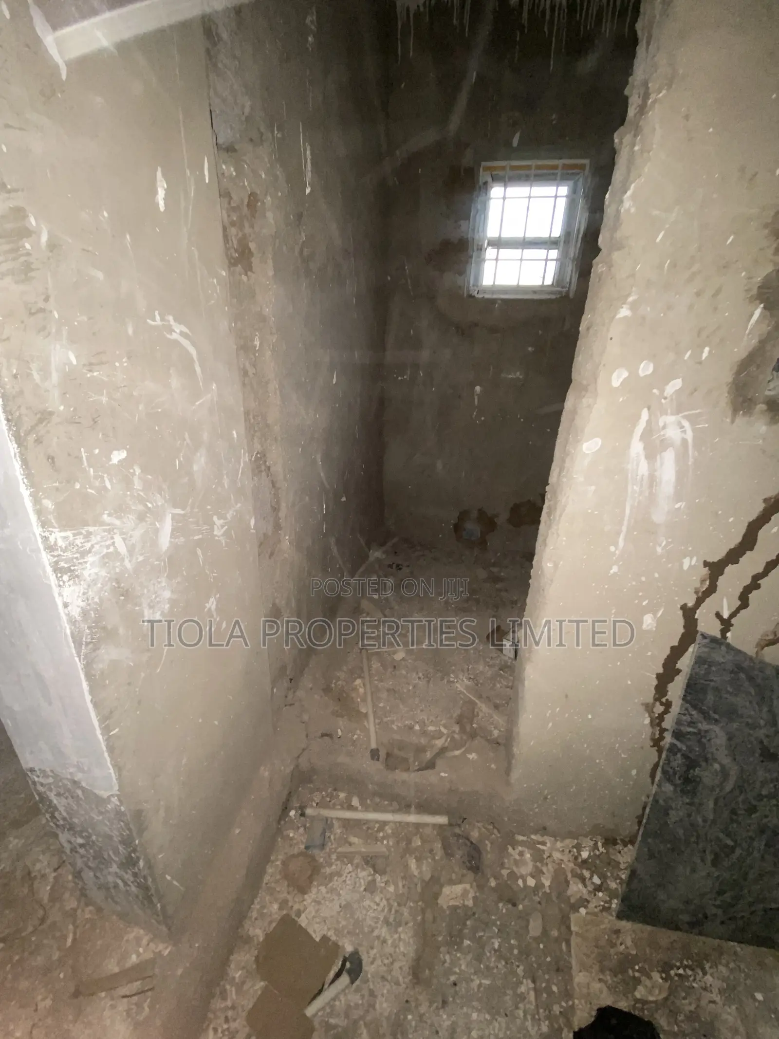 3bdrm Bungalow in Shimex Estate, Sabon Lugbe for sale