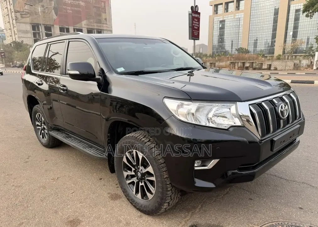 Toyota Land Cruiser Prado 2019 Black