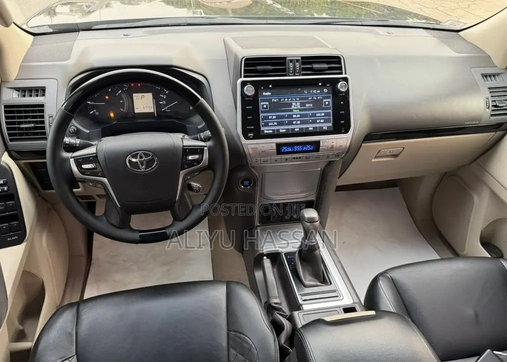 Toyota Land Cruiser Prado 2019 Black