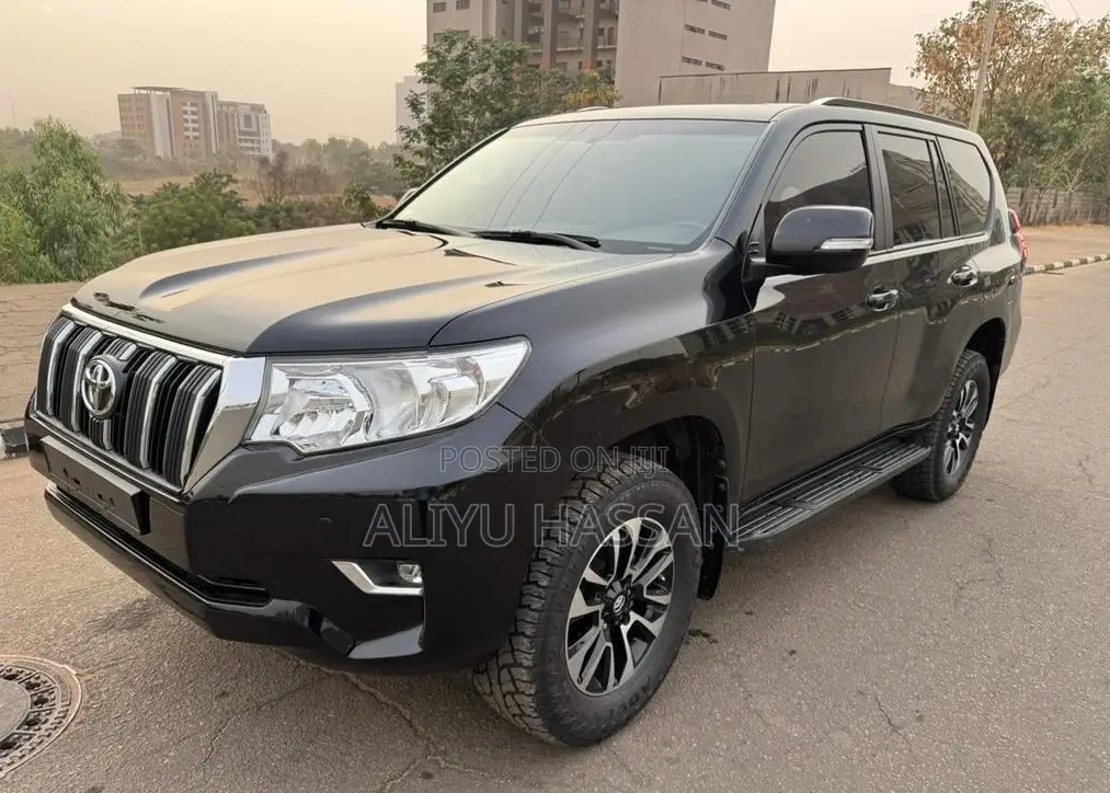 Toyota Land Cruiser Prado 2019 Black