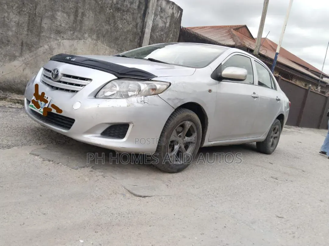 Toyota Corolla 2009 Silver