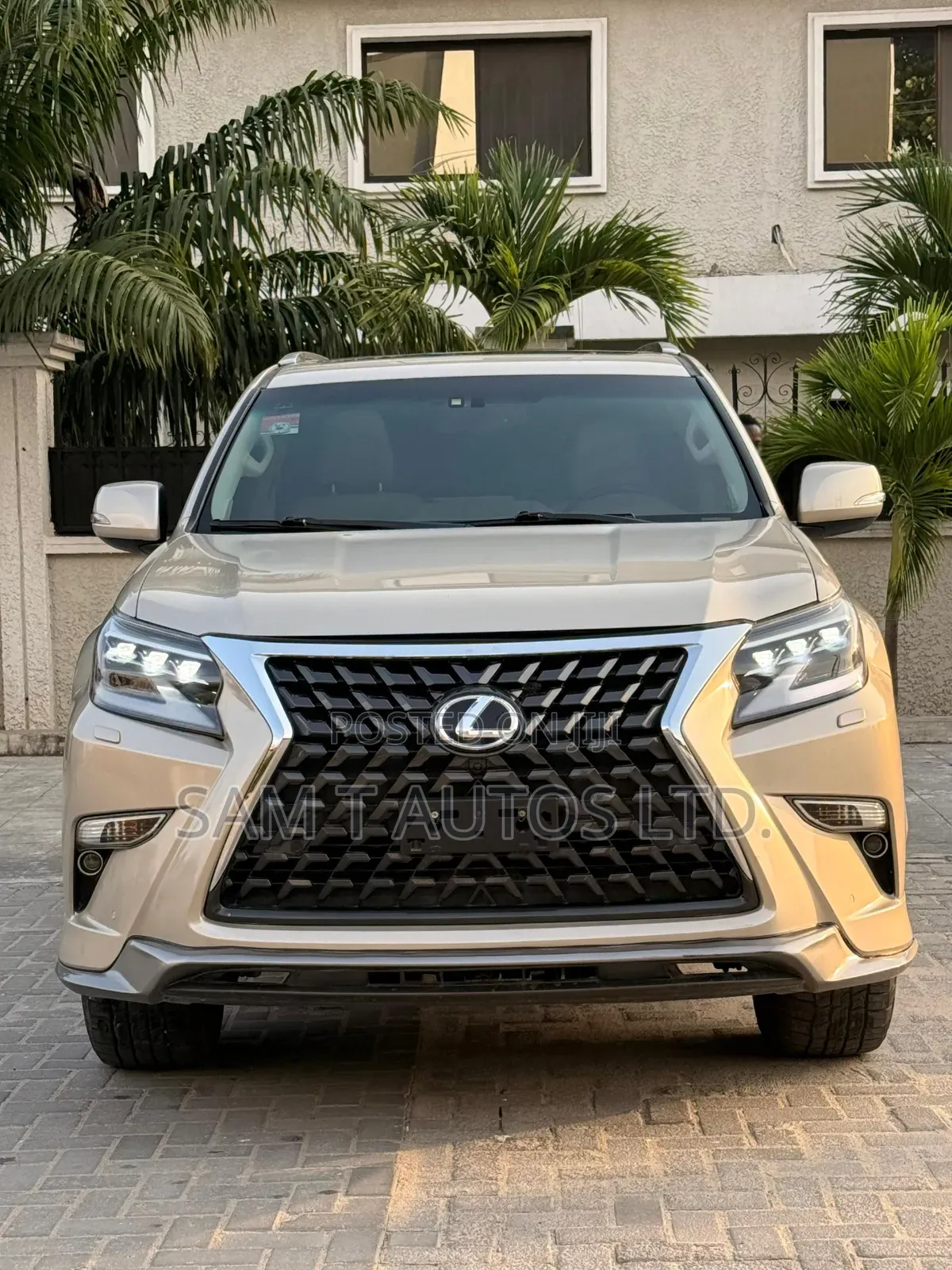 Lexus GX 2016 Gold