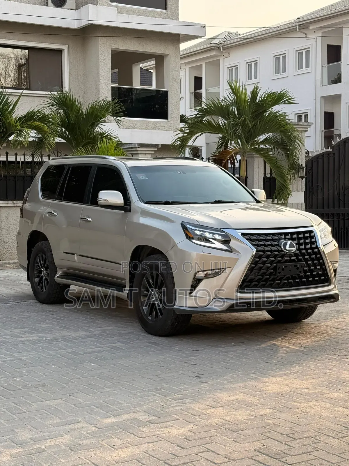 Lexus GX 2016 Gold