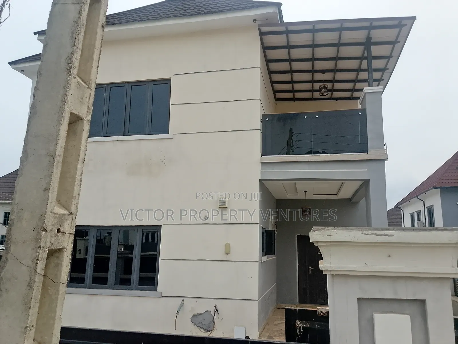 4bdrm Duplex in Dantata Estate, Kubwa for sale