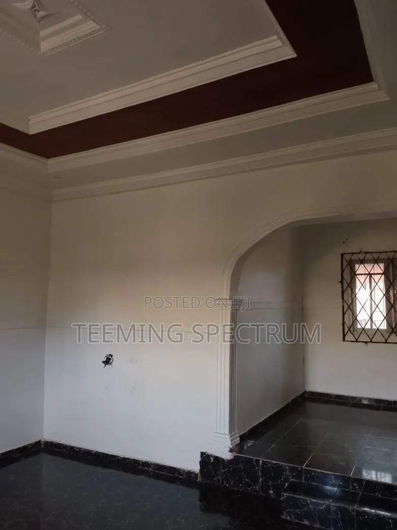 2bdrm Apartment in Benin City for rent