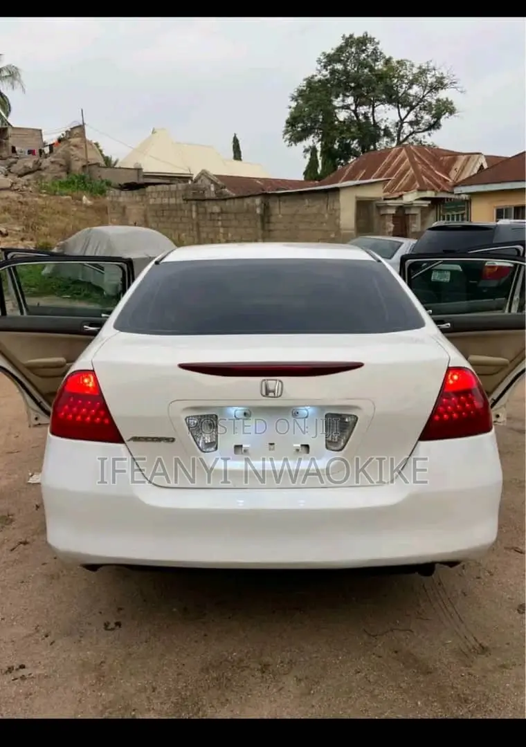 Honda Accord 2007 White