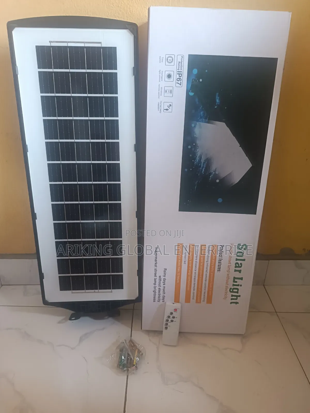 Ultra Bright Solar Street Light for Compound Street