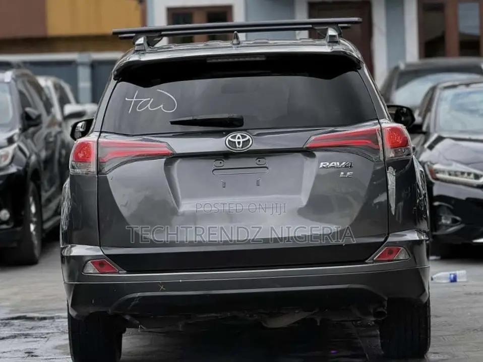 Toyota RAV4 2018 Gray