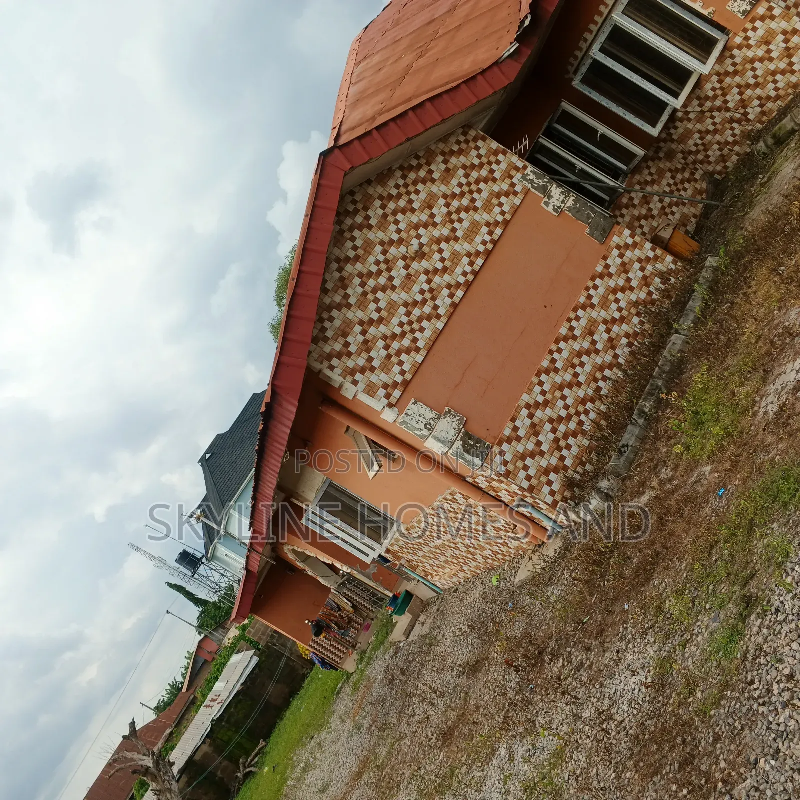 6bdrm Bungalow in C, Abeokuta North for sale