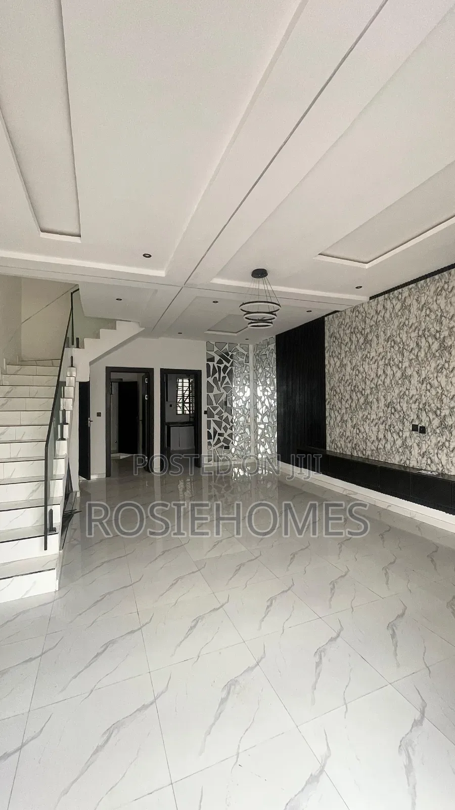 4bdrm Duplex in Ikota for sale