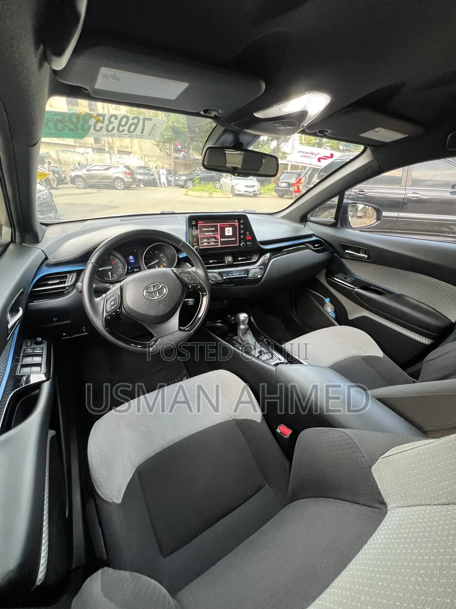 Toyota C-HR XLE FWD 2019 Silver