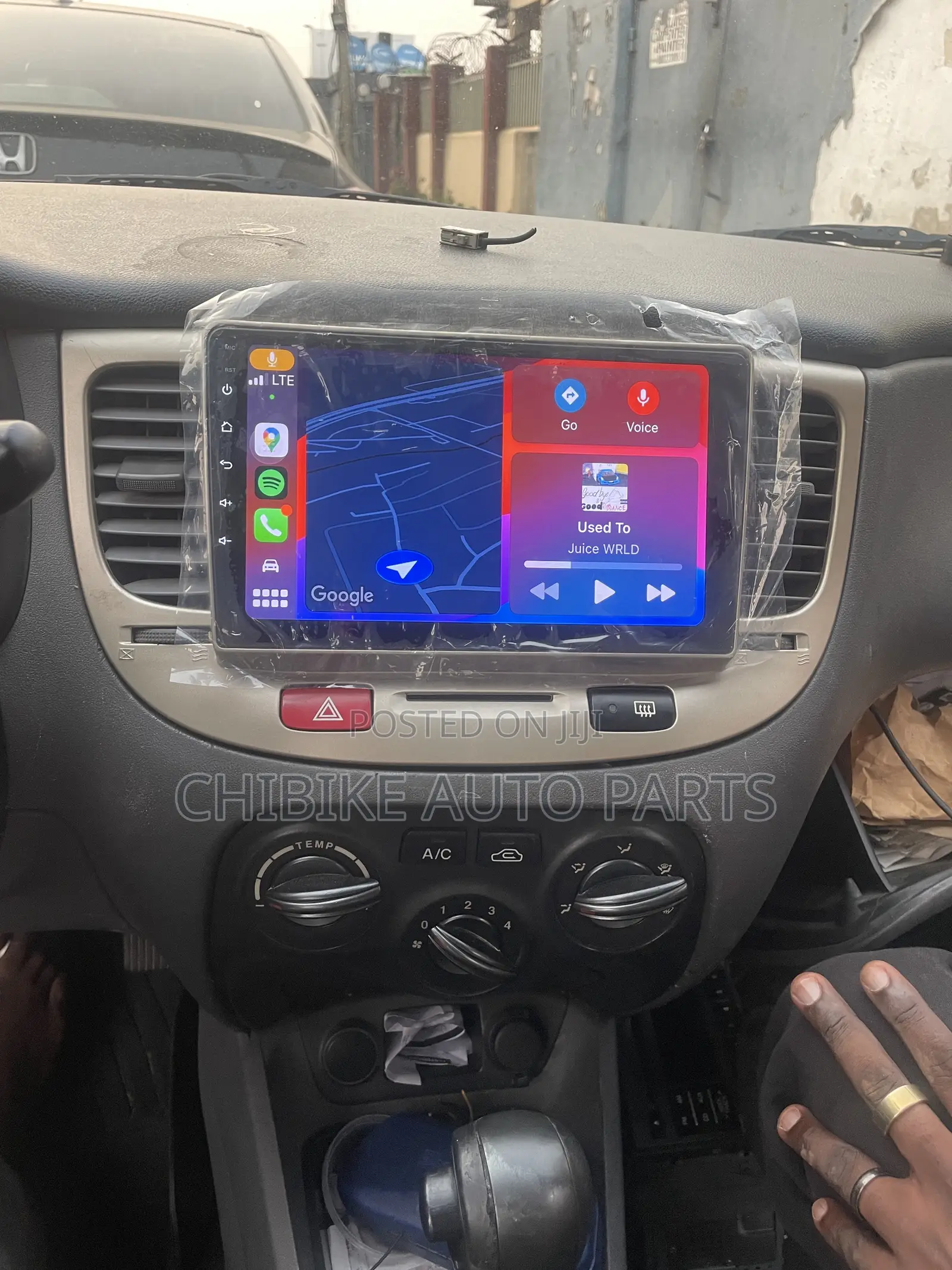 Kia Rio 2006-2010 Navigation Apple Carplay/Reverse Camera