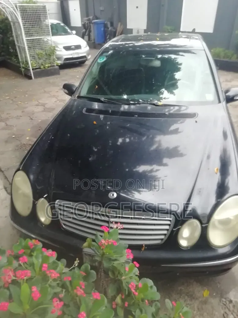 Mercedes-Benz E350 2006 Black