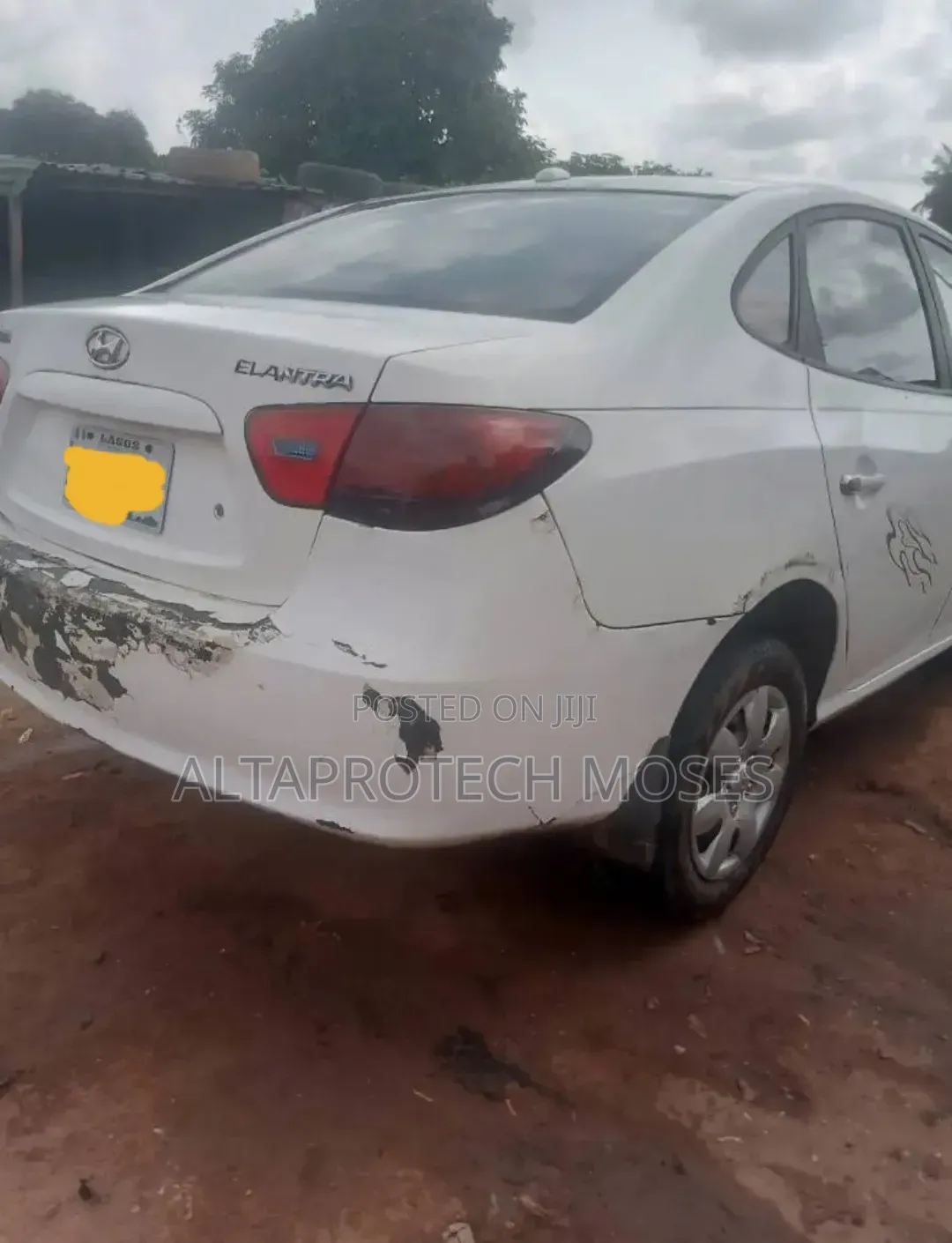 Hyundai Elantra 2008 White