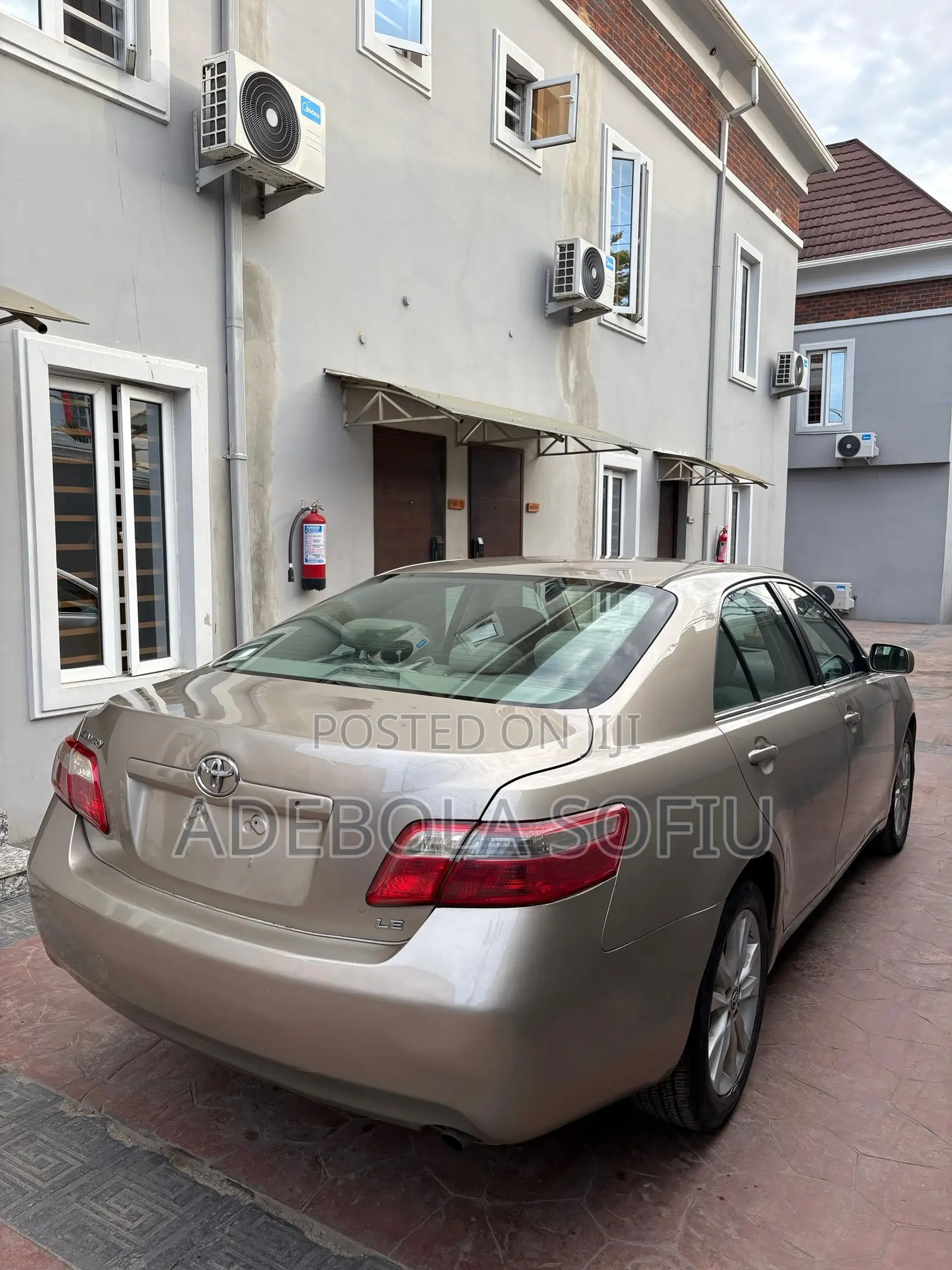 Toyota Camry LE 4dr Sedan (2.4L 4cyl 5A) 2008 Gold