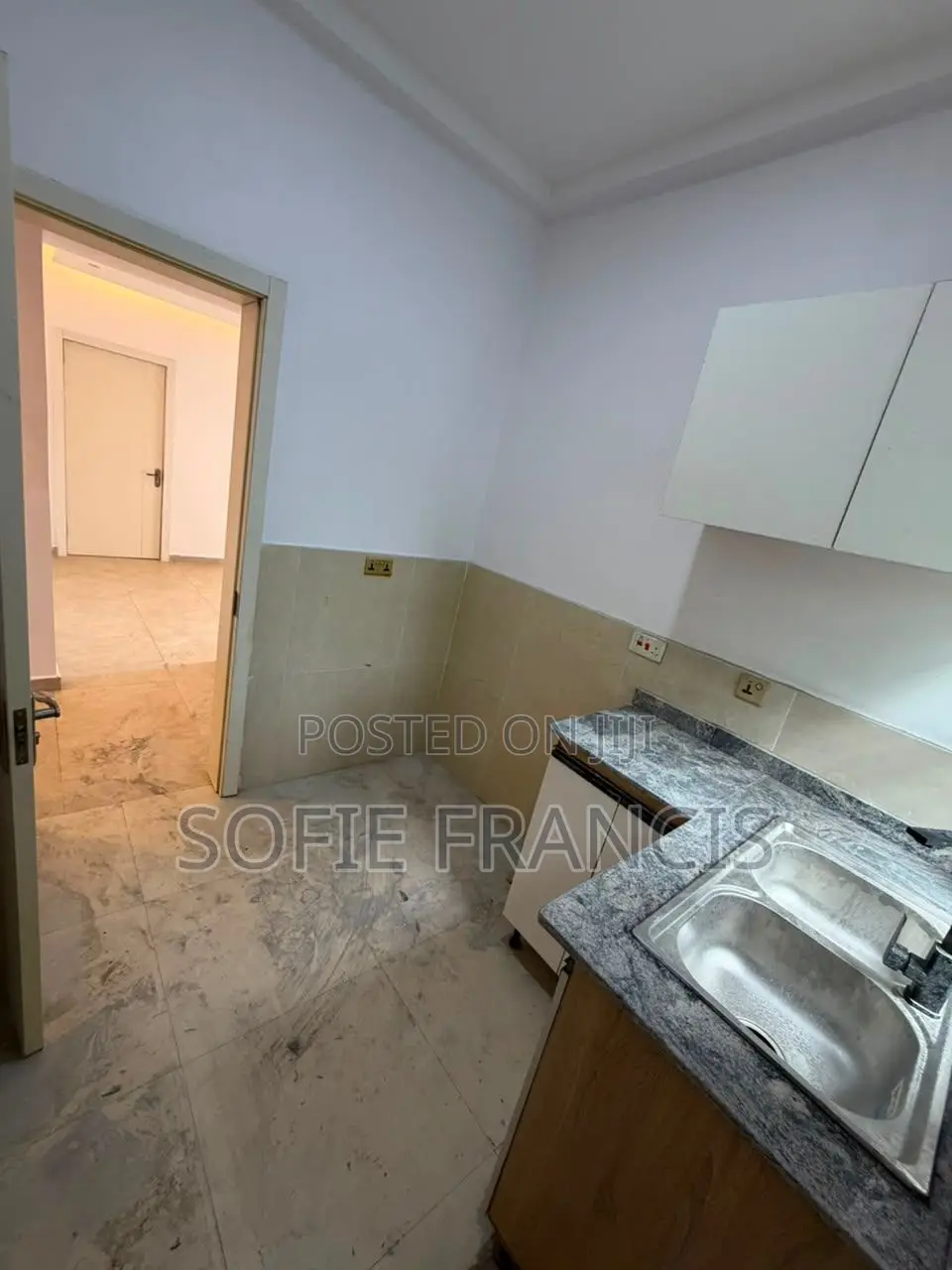 2bdrm Apartment in Royal Garden, Ajiwe for rent