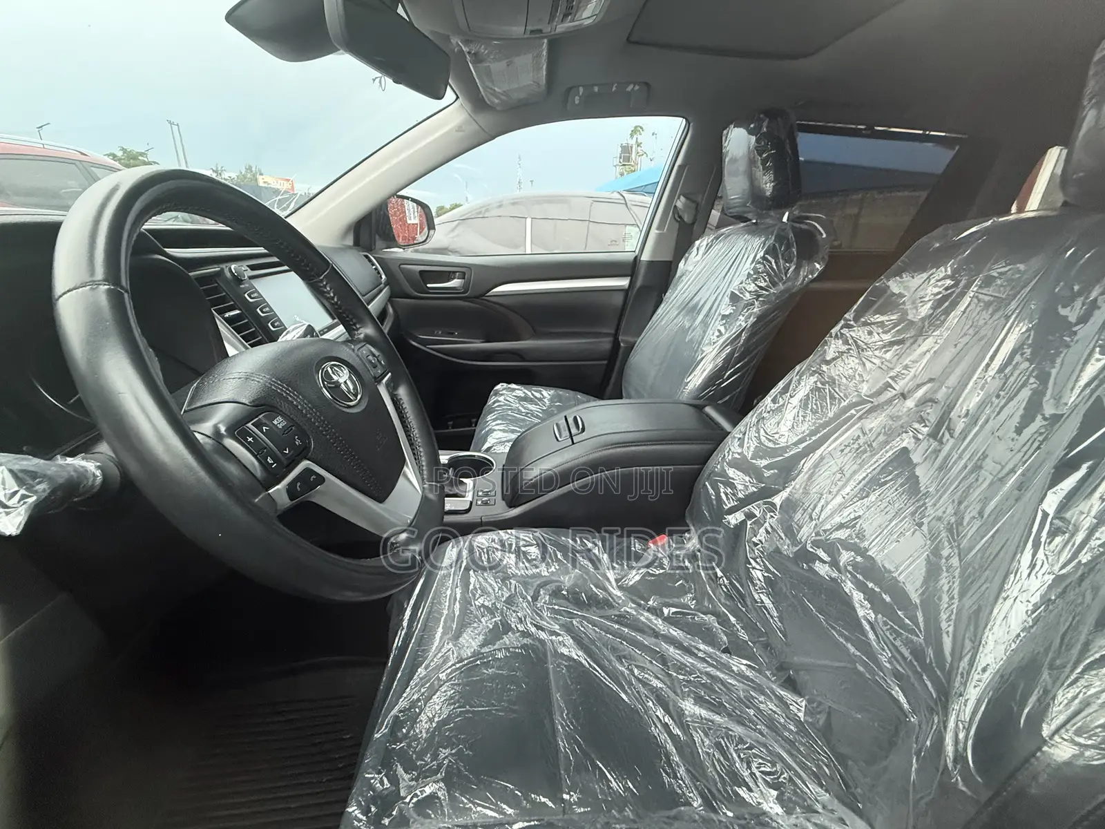 Toyota Highlander XLE 2019 Silver