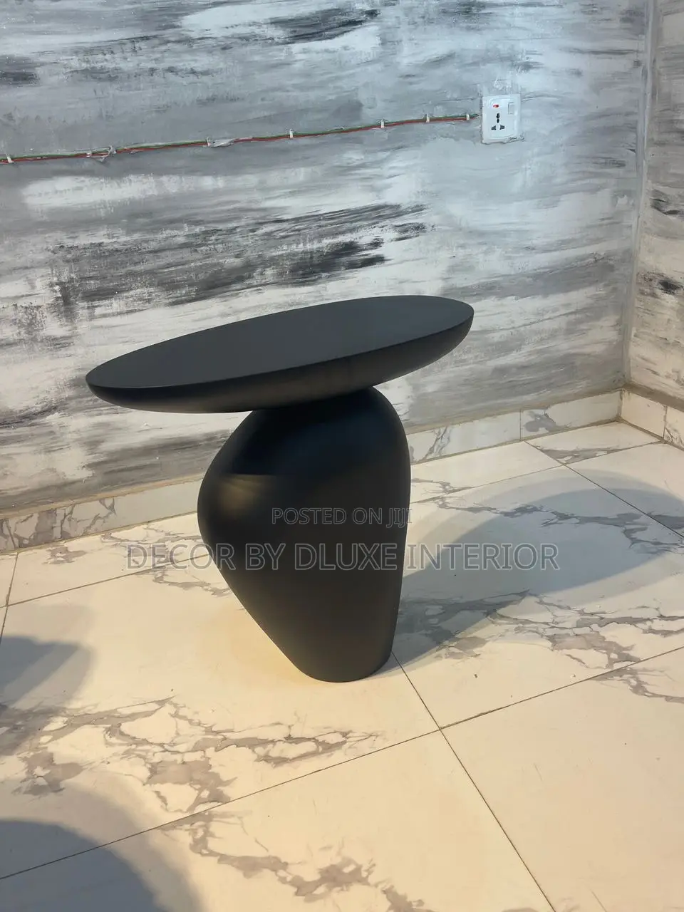 Modern Pebble Shape Side Table