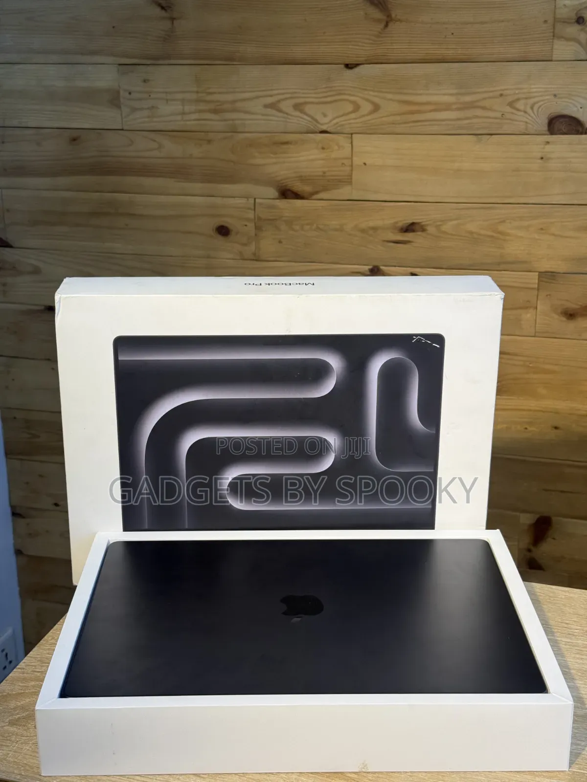 Laptop Apple MacBook Pro 2024 M3 Max 36GB Apple M3 Max SSD 1T