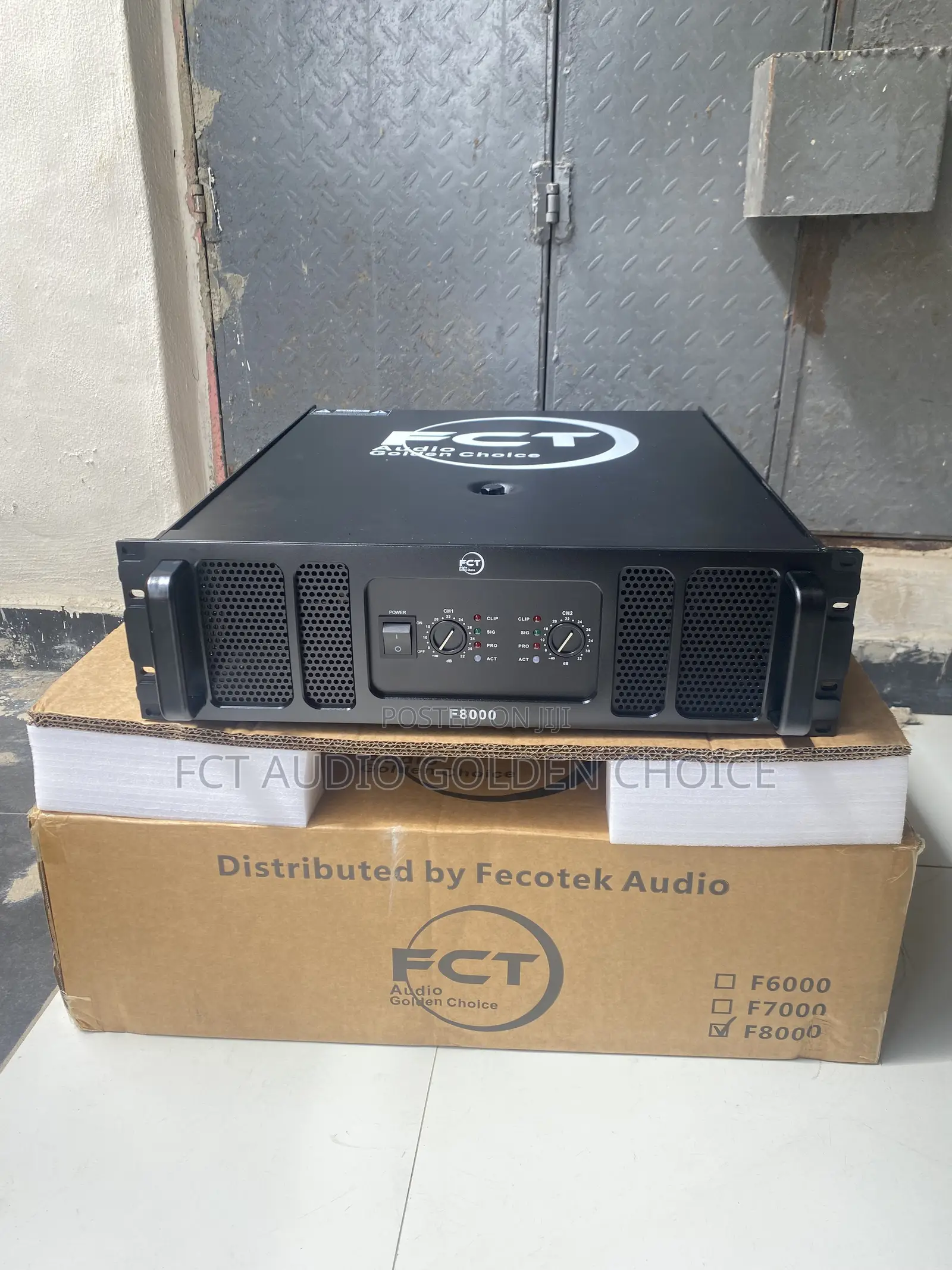 F C T Audio F8000 Power Amplifier
