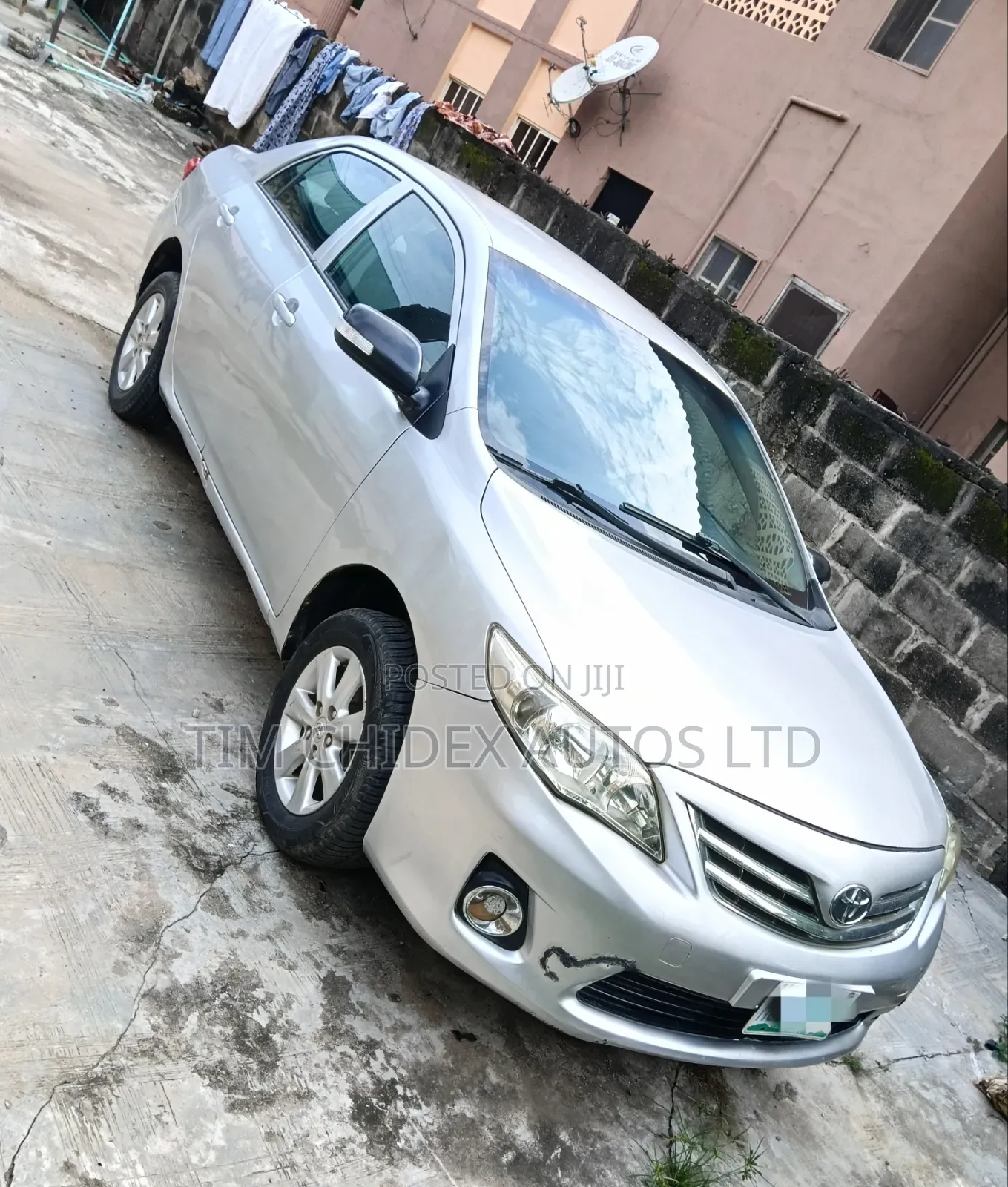 Toyota Corolla LE 4dr Sedan (1.8L 4cyl 4A) 2012 Silver