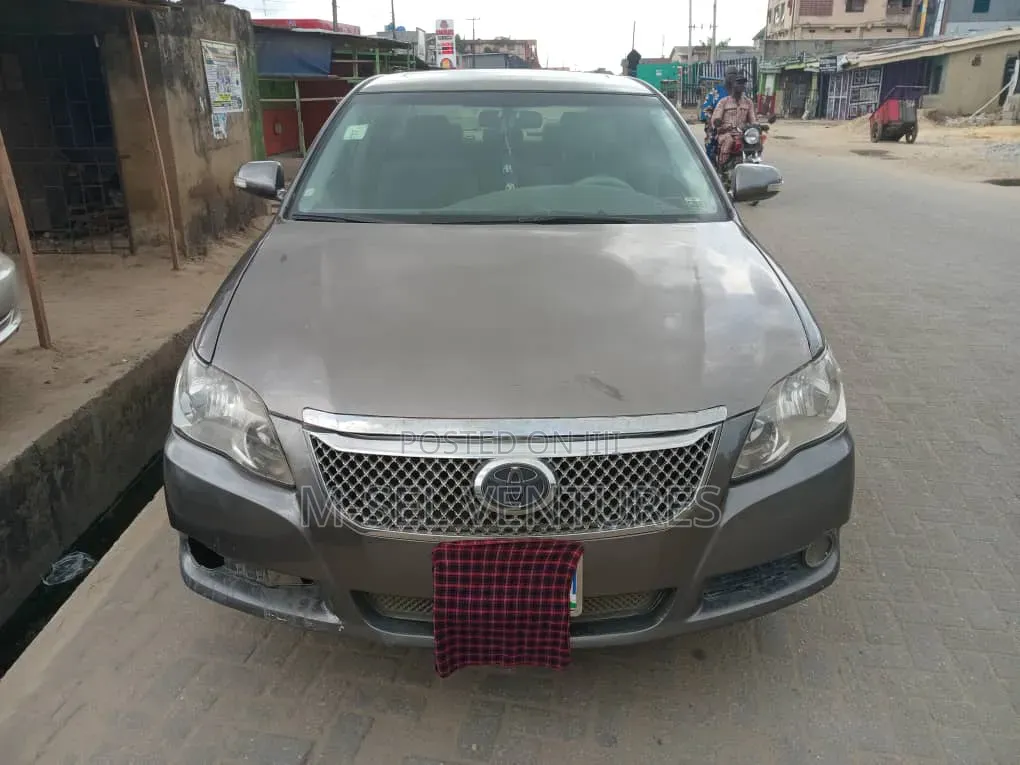 Toyota Avalon 2008 Brown