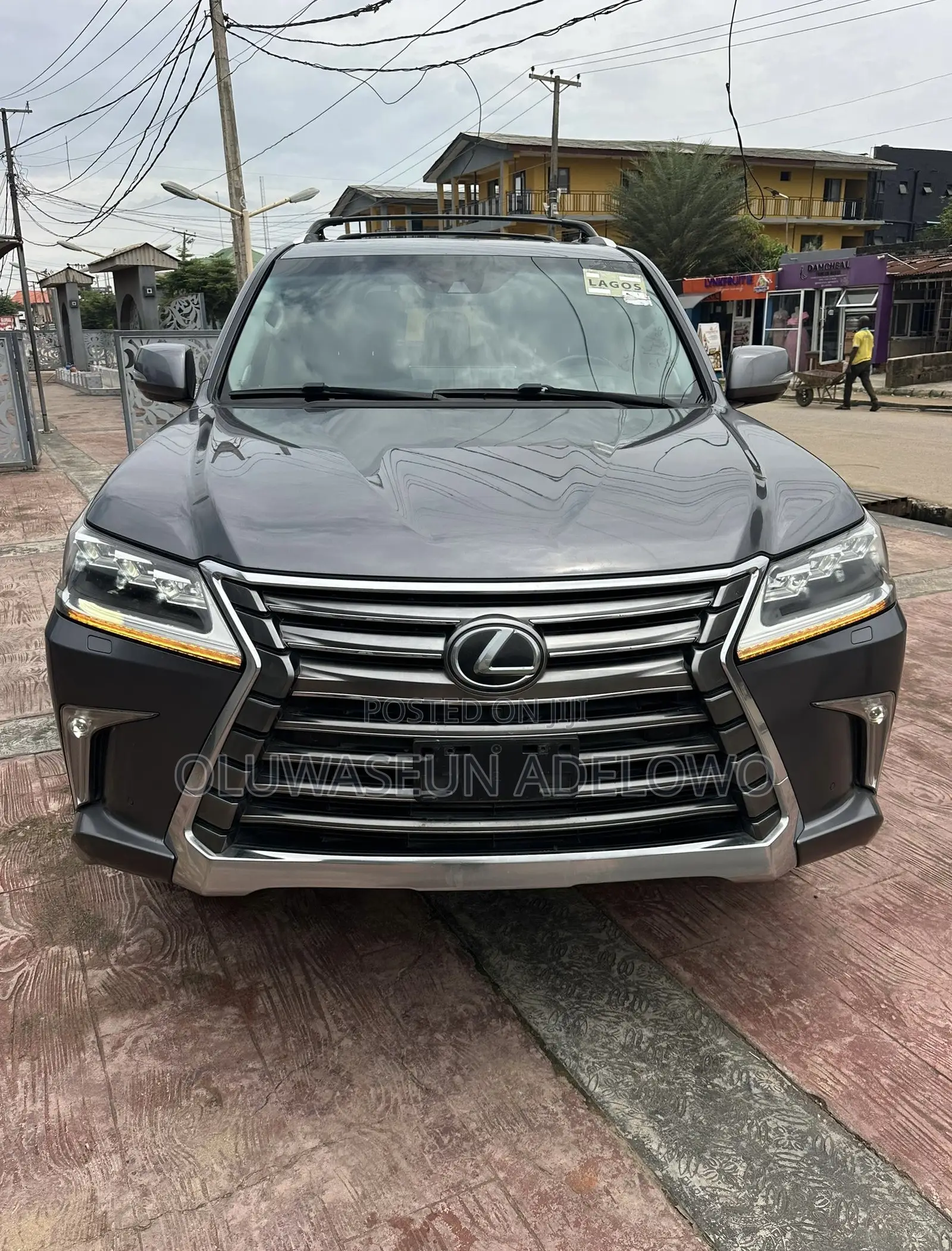 Lexus LX 570 (5 seats) AWD 2016 Gray