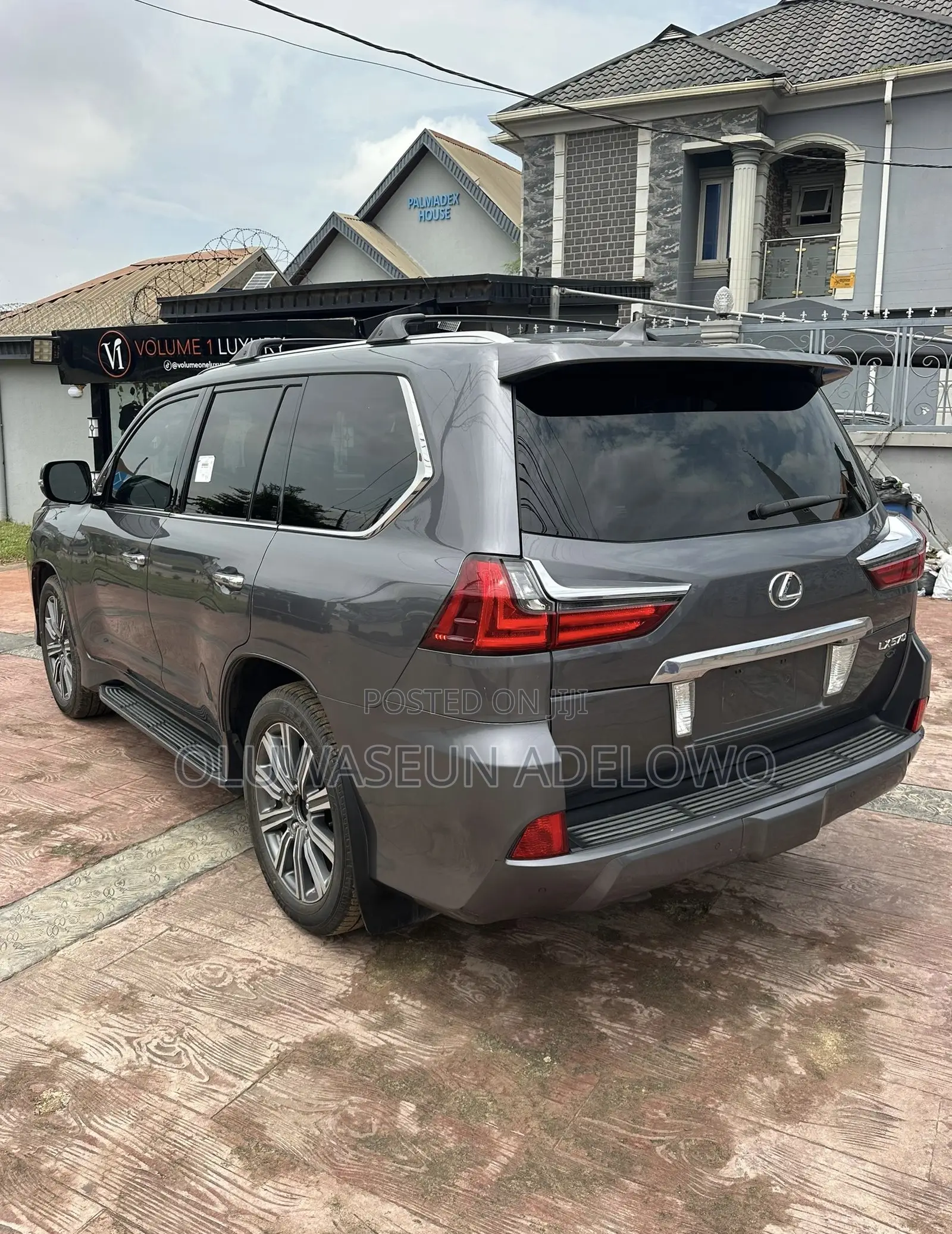 Lexus LX 570 (5 seats) AWD 2016 Gray