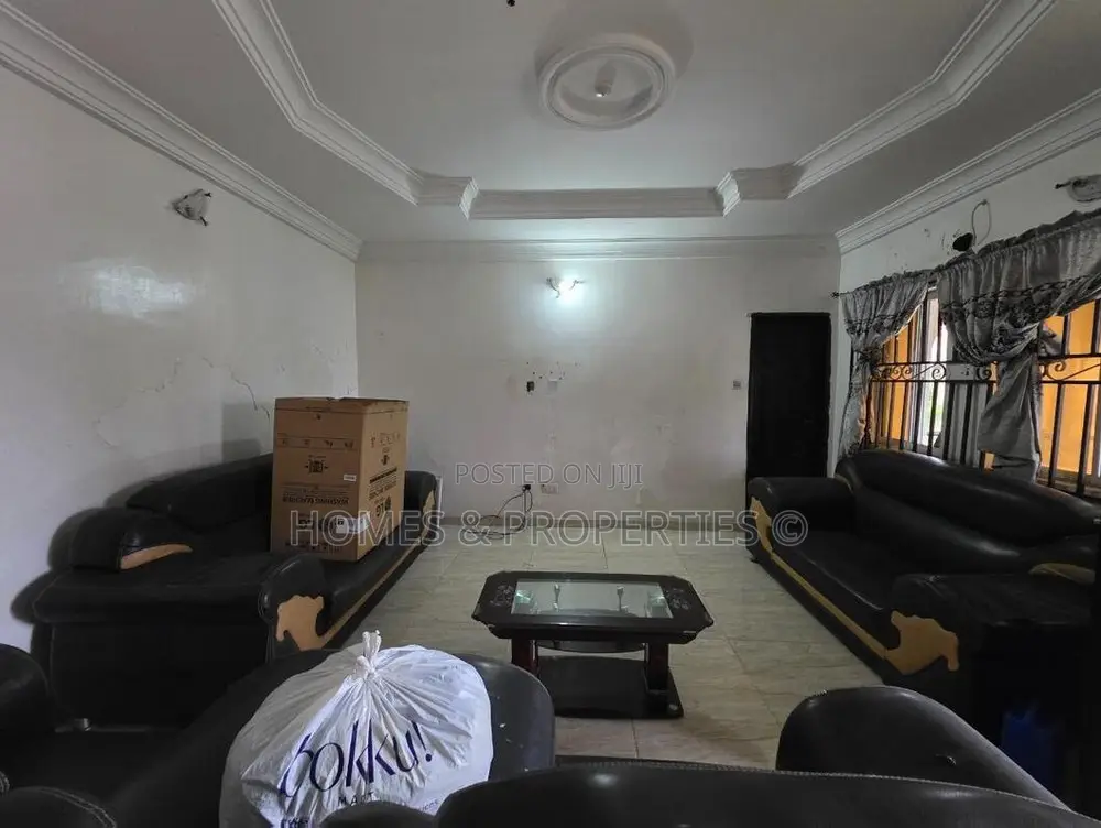 3bdrm Bungalow in Victory Villa, Abijo for sale