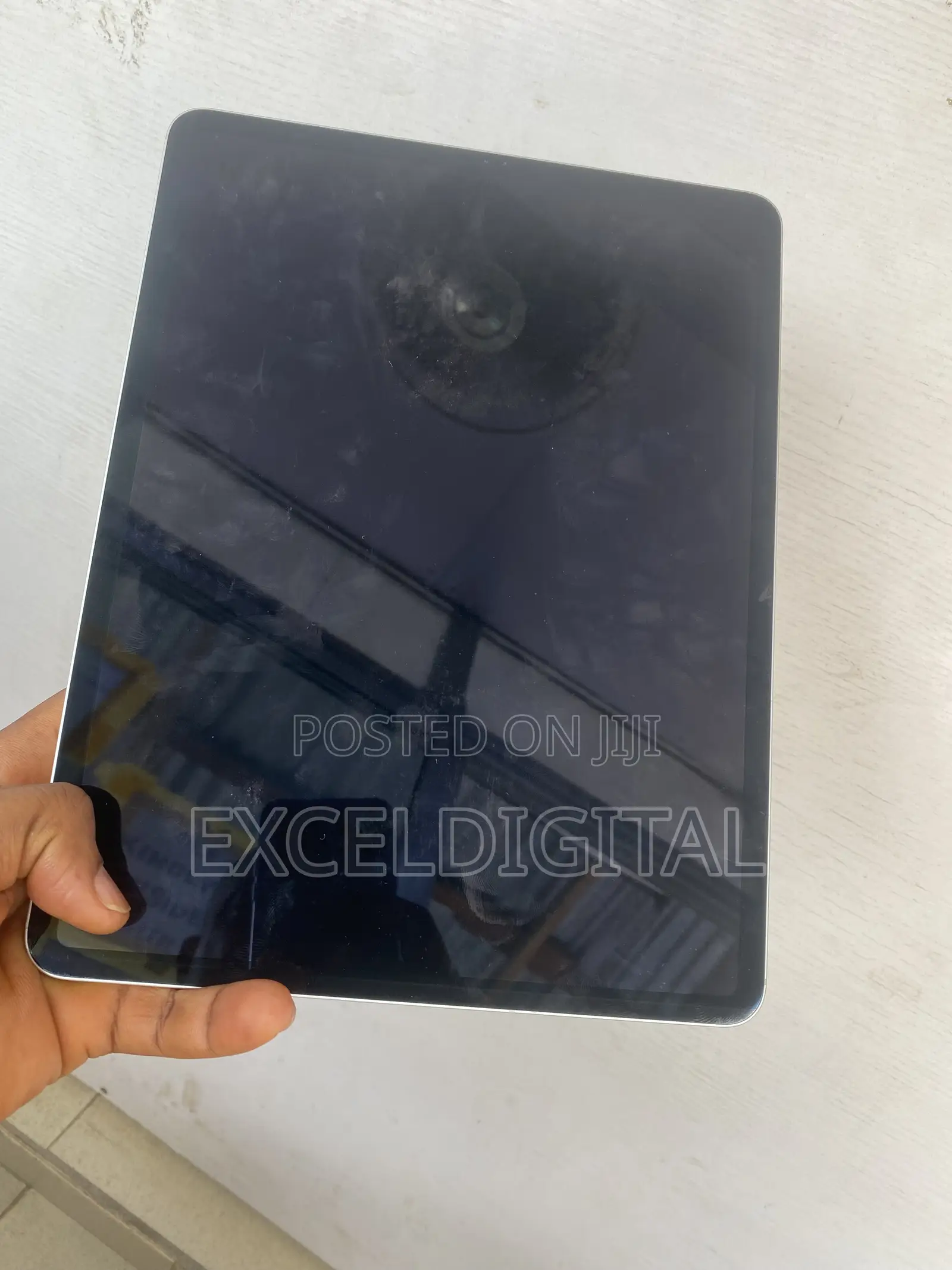 Apple iPad Pro 12.9 (2020) 1 TB Gray