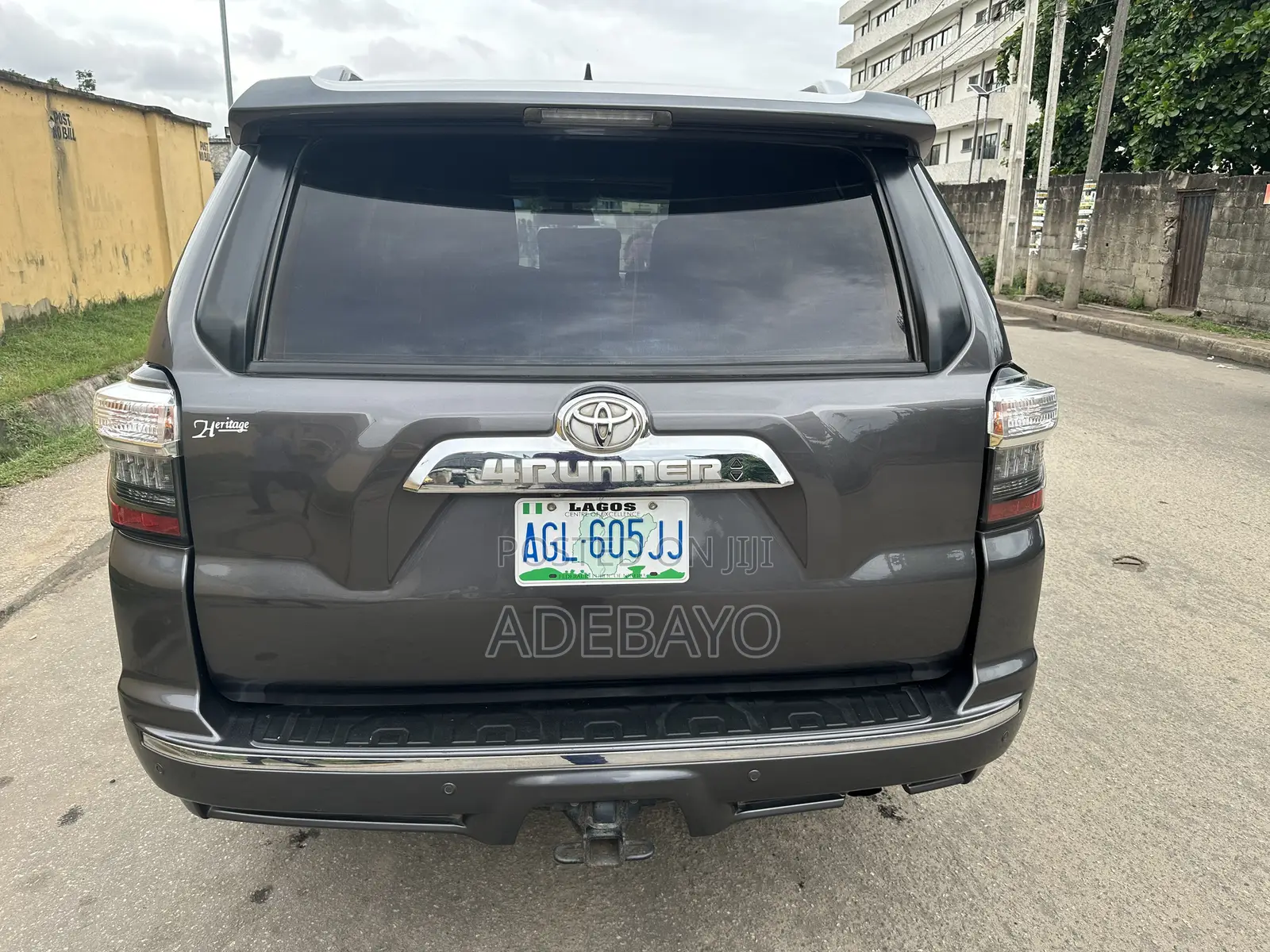 Toyota 4-Runner Limited 4dr SUV 4WD (4.0L 6cyl 5A) 2014 Gray