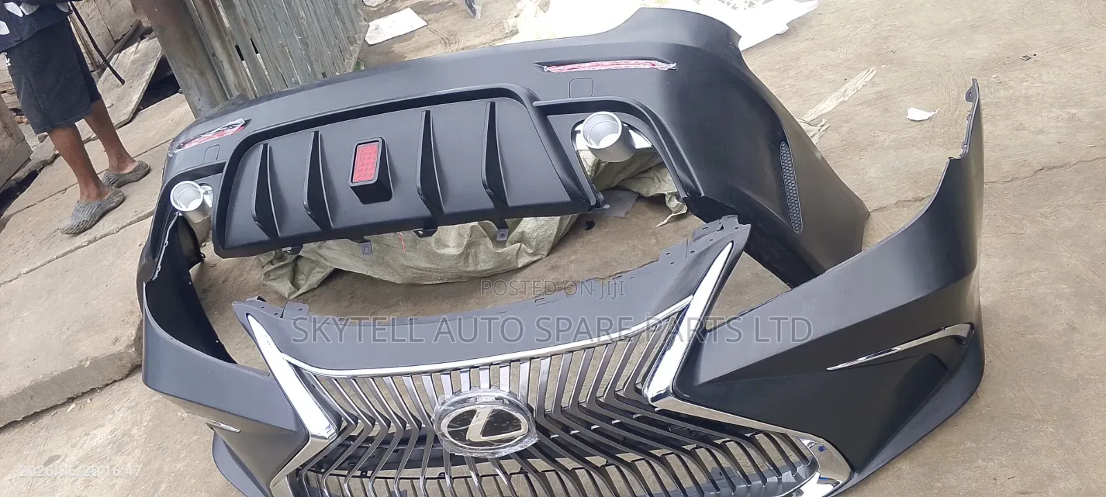 Upgrading Front and Back Bumper for Lexus Es2018