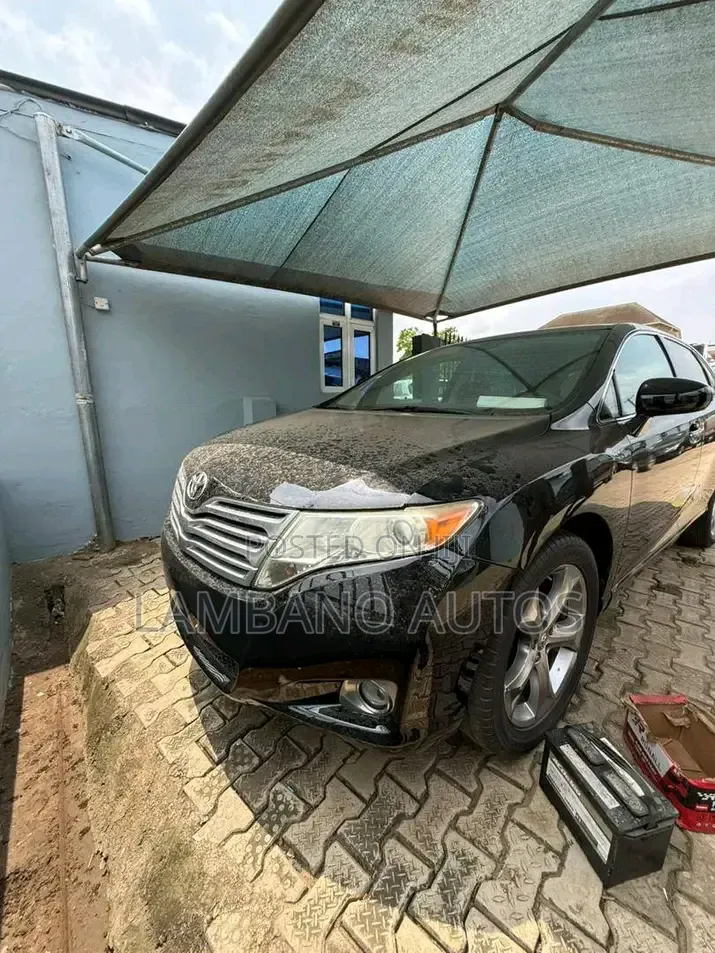 Toyota Venza 2010 Black
