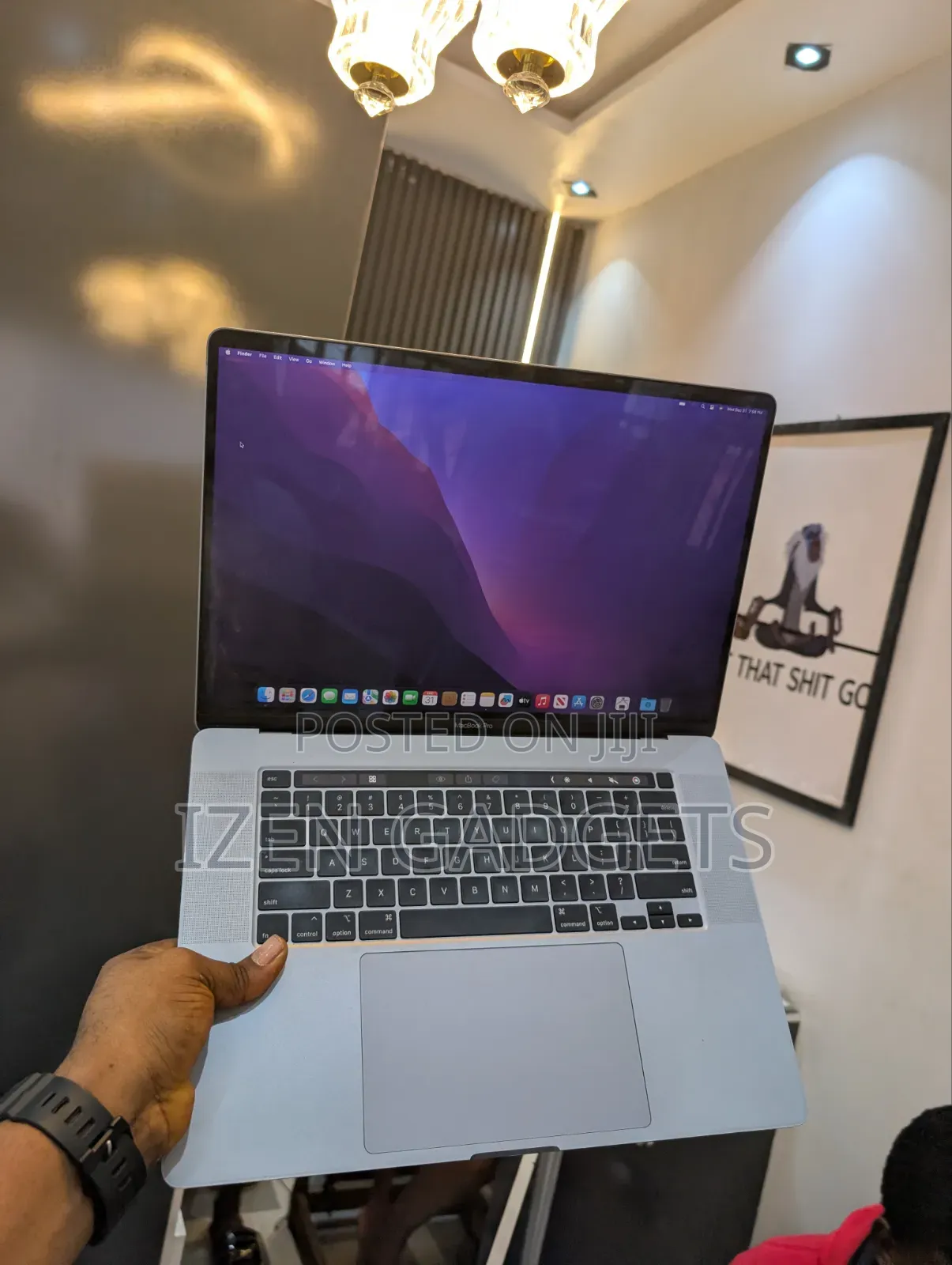 Laptop Apple MacBook Pro 2019 16GB Intel Core i9 SSD 1T