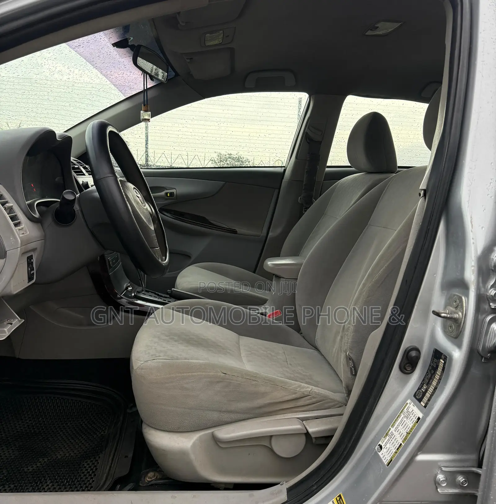 Toyota Corolla 2009 Silver