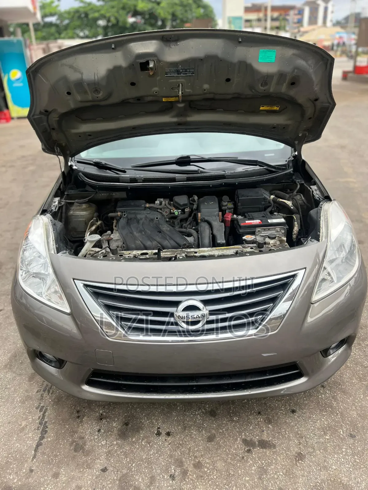 Nissan Versa 1.6 SL Sedan 2012 Gray