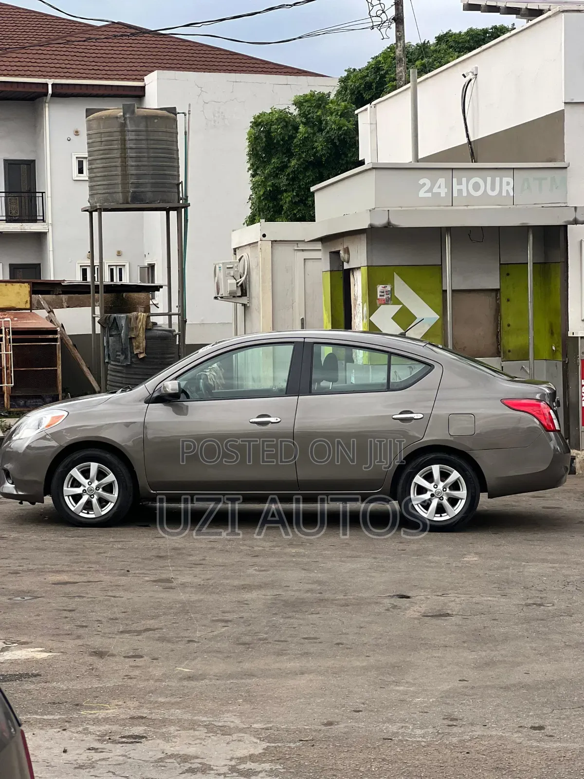 Nissan Versa 1.6 SL Sedan 2012 Gray