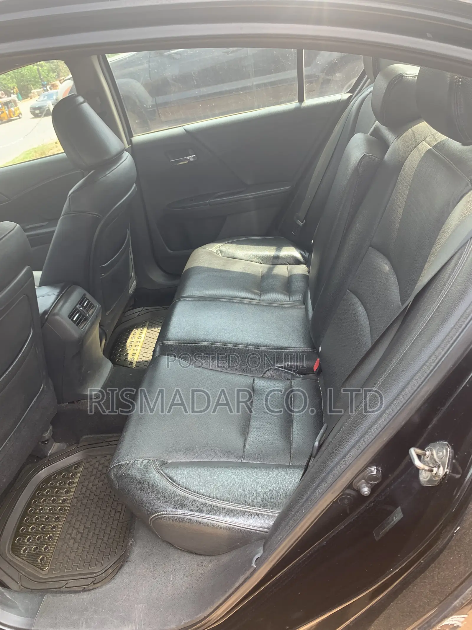 Honda Accord EX-L V-6 4dr Sedan FWD (3.5L 6cyl 6A) 2013 Black