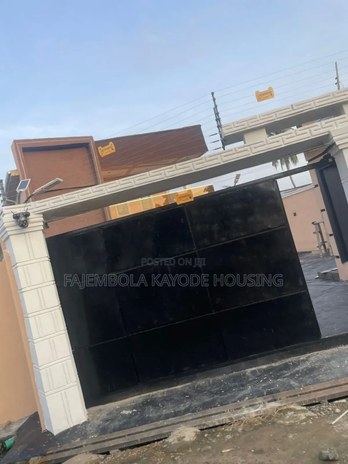 5bdrm Duplex in Heritage Estate for sale