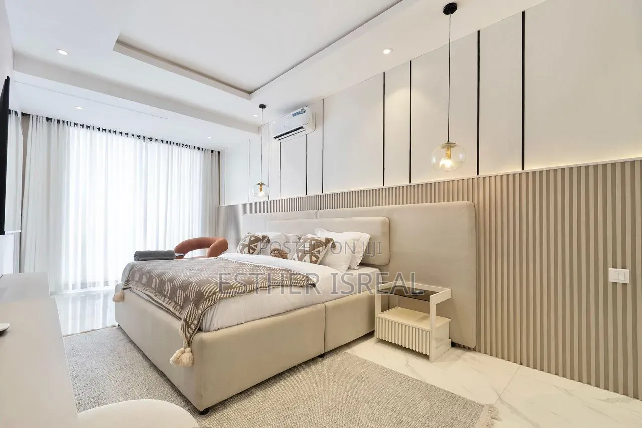 Contemporary 2 Bedroom Apartment