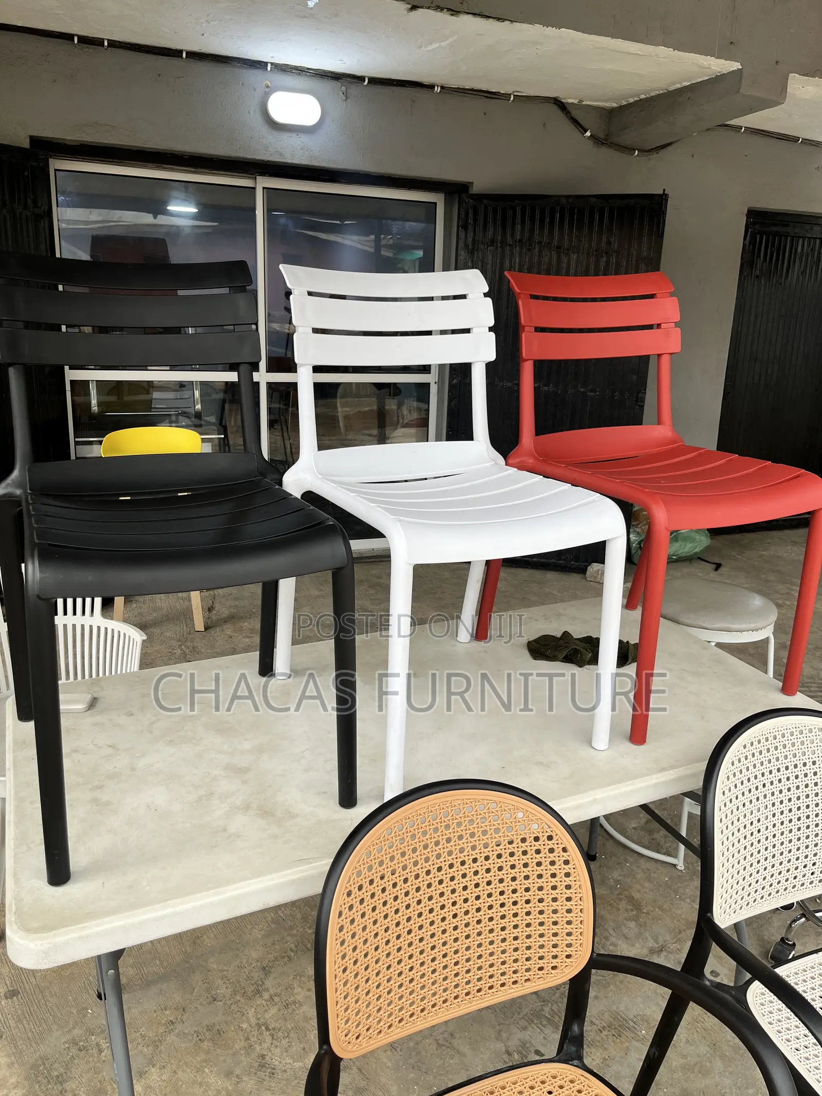 Modern Outdoor Plastic Dining Chair - Durable Slatted Cafe Seat